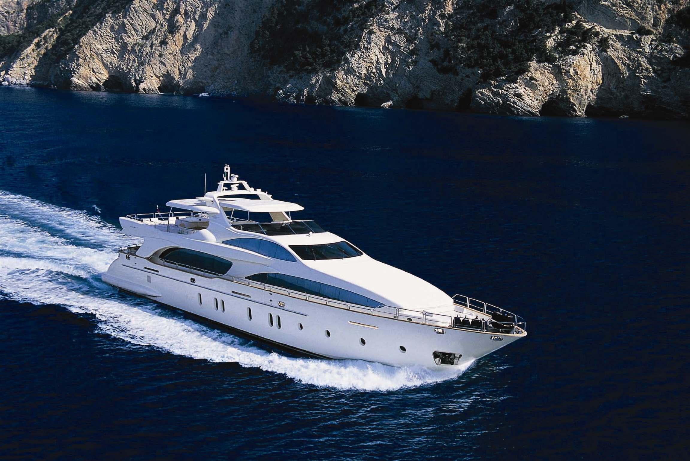 46 Feet Yacht