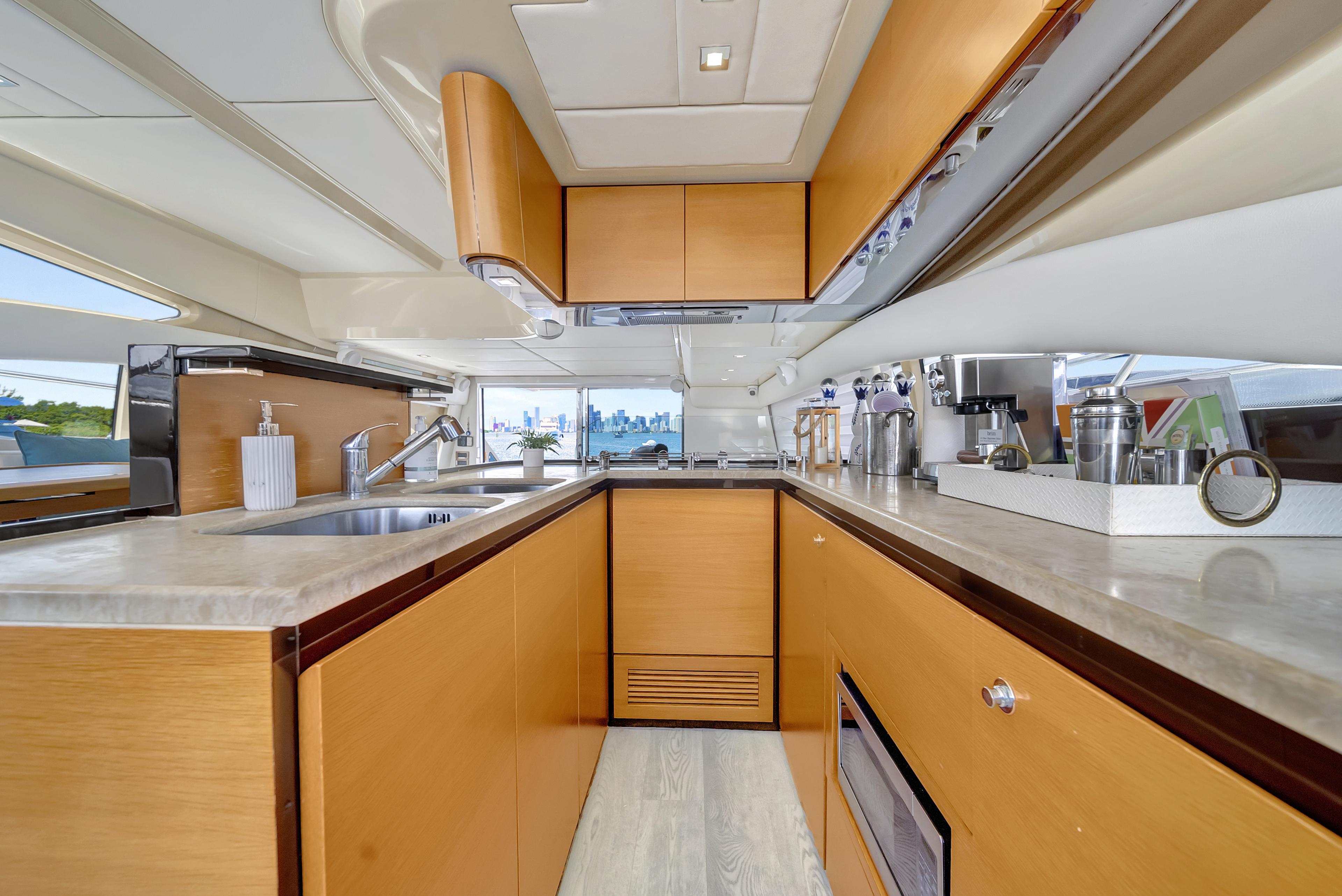 60 Feet Azimut S1
