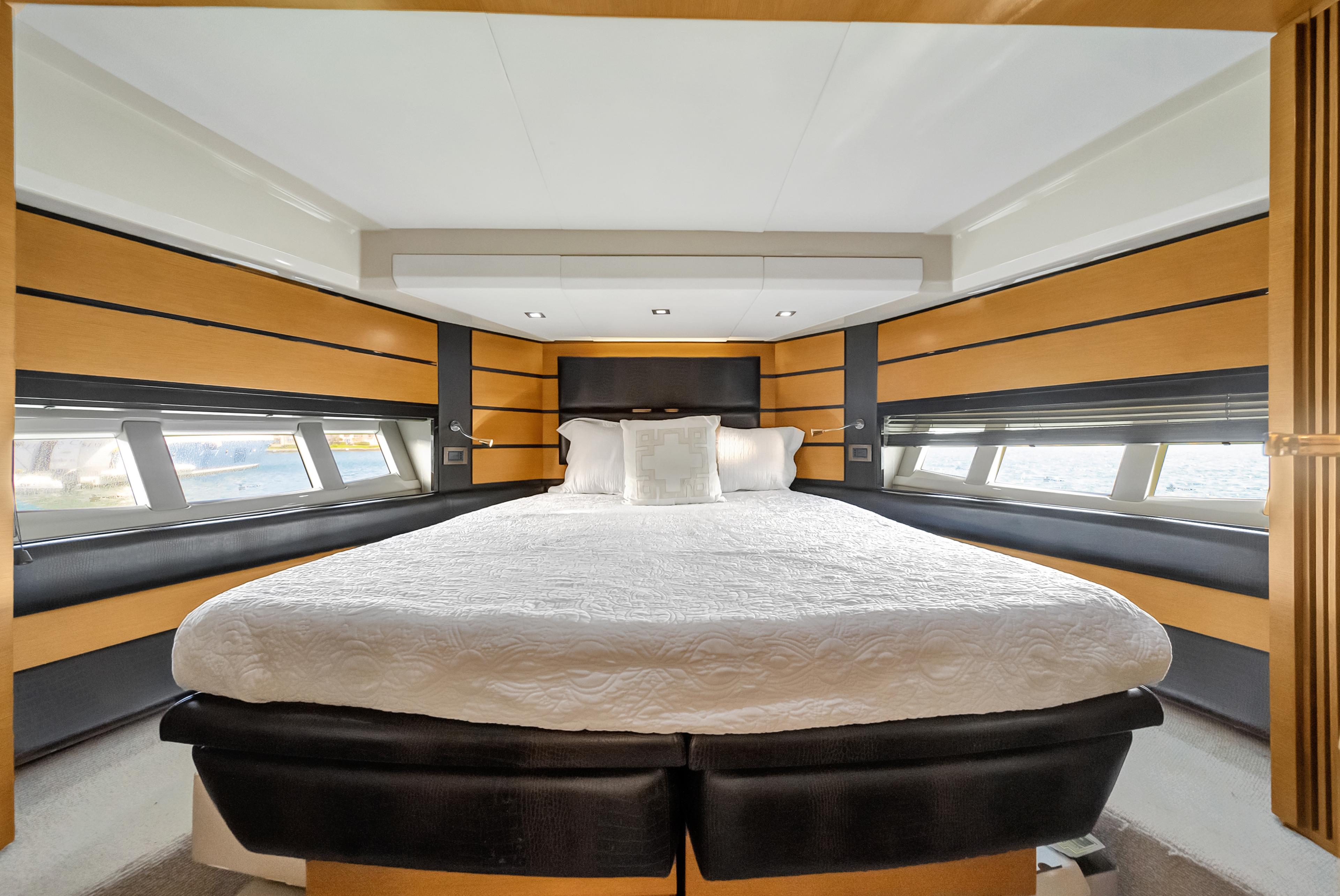 60 Feet Azimut S1